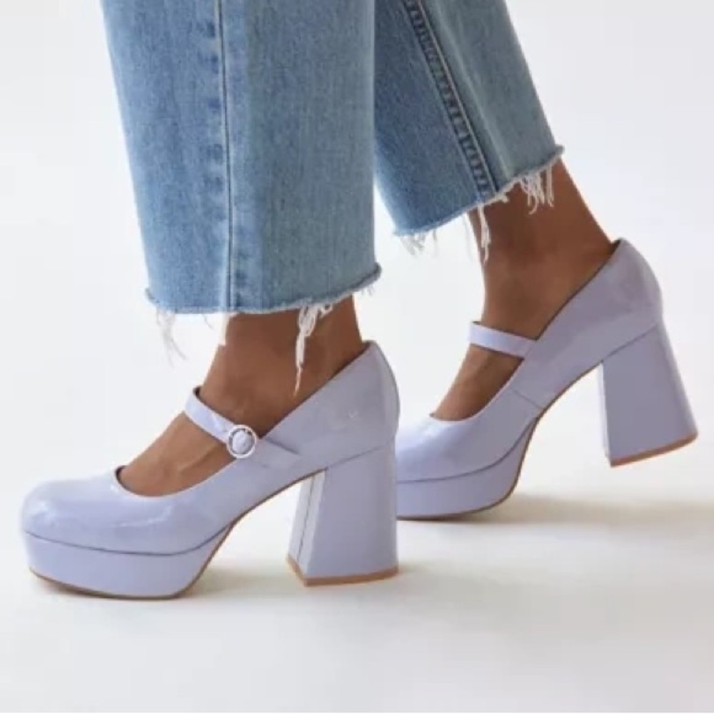 Urban Outfitters Sadie Heel in Lilac